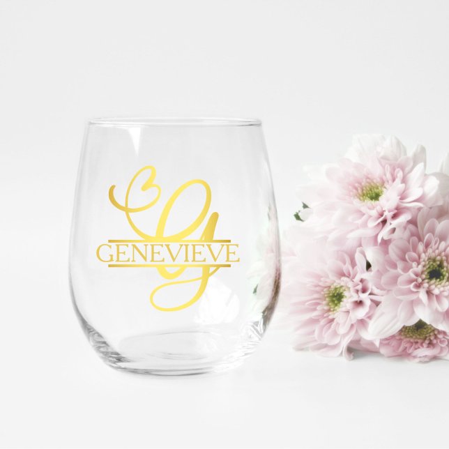 Letter G Monogram Bridesmaid Geschenk, Modernes El Weinglas Ohne Stiel (stemless wine glass for a bridesmaid gift that has a gold split G monogram and customized with name
)