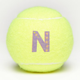 Letter N-Mädchen, personalisiert lila Tennisbälle