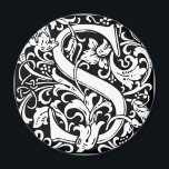 Letter S mittelalterliches Monogramm Art Nouveau Magnet<br><div class="desc">Diese erste S ist Teil einer kompletten Serie von Großbuchstaben William Morris inspiriert Typografie-Initialen. Die Schwarz-Weiß-Schrift ist sehr dekorativ und nach der extravaganten Typografie des Mittelalters gestylt. Niedlich und trendig, dies ist ein Vintages chic Monogramm S - Brief S - Wirbel S . Passen Sie dieses Vintage Monogramm an, indem...</div>