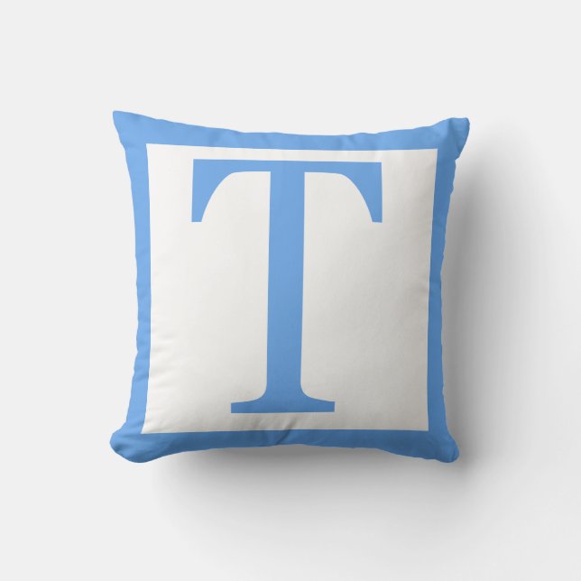 Letter T Baby Blue Border Kissen (Vorderseite)