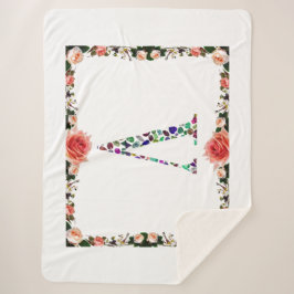 Letter V Monogramm Sherpadecke