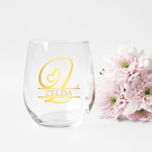 Letter Z Monogram Bridesmaid Geschenk, Modernes El Weinglas Ohne Stiel (stemless wine glass for a bridesmaid gift that has a gold split z monogram and customized with name)