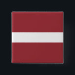 Lettische Flagge Button<br><div class="desc">Anpassbare World Flag Produkte - Bitte fühlen Sie sich frei,  Ihren eigenen Text hinzuzufügen.</div>
