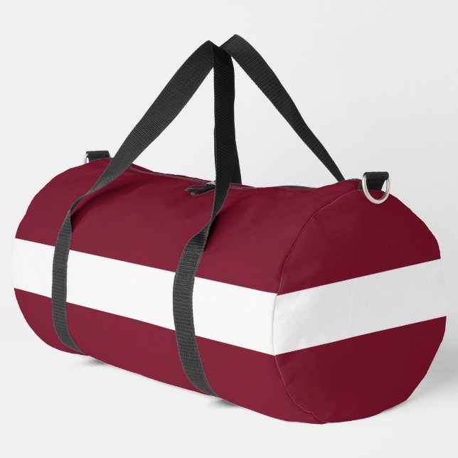Lettland-Flagge Duffle Bag (Linke Ecke)