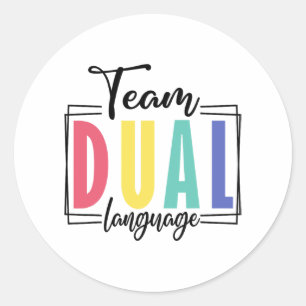 Letzter Tag der Schule Squad Team duale Sprachunte Runder Aufkleber