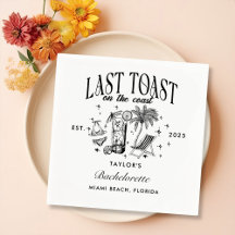 Letzter Toast am Junggeselinnen-Abschied am Strand