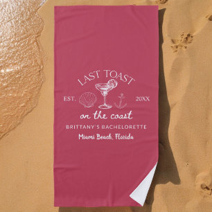 Letzter Toast am Junggeselinnen-Abschied am Strand Strandtuch