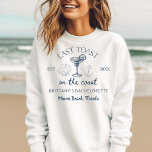 Letzter Toast am Junggeselinnen-Abschied am Strand Sweatshirt<br><div class="desc">Feiern Sie stilvoll mit dem Last Toast On The Coast Beach Bachelorette Party Sweatshirt. Dieses gemütliche Sweatshirt ist perfekt für Strandbachelorette-Partys geeignet und besticht durch ein lebendiges Design mit einem spielerischen Slogan. Aus weichem, hochwertigem Stoff gefertigt, bietet es Wärme und Komfort für alle Ihre Festlichkeiten. Dieses Sweatshirt eignet sich ideal...</div>