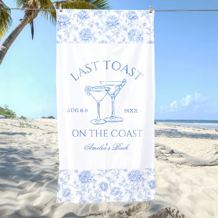 Letzter Toast auf der Küstenstraße Strandtuch