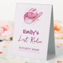 Letztes Rodeo Bachelorette Wochenende | Rosa Tafel