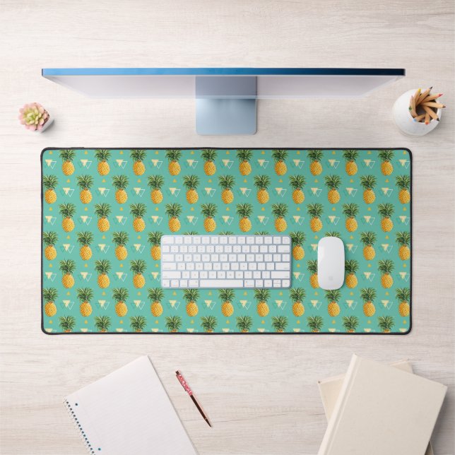 Leuchtende Ananas auf geometrischem Muster Schreibtischunterlage (Büro 1)