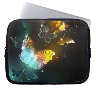 Leuchtende Schmetterlinge und Nachtschmetterlinge Laptopschutzhülle