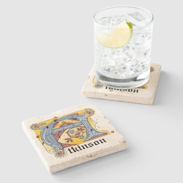 Leuchtender Buchstabe A des mittelalterlichen blau Steinuntersetzer (Seitenansicht)