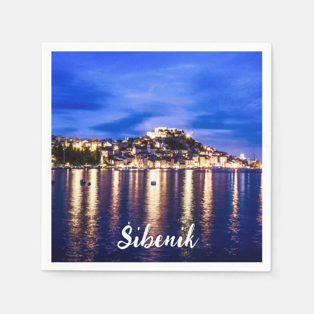 Leuchtender Hafen in Sibenik, Kroatien Serviette (Vorderseite)