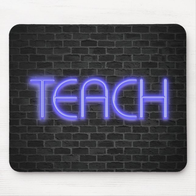 leuchtendes Neon-TEACH-Schild auf Backstein Mousepad (Vorne)