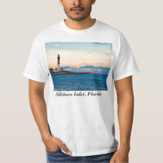 Leuchtturm am Sonnenuntergang T-Shirt