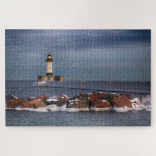 Leuchtturm an einem frostigen Morgen Duluth Minnes