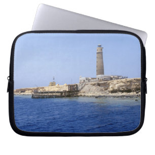 Leuchtturm auf den Bruderinseln, Rotes Meer, Ägypt Laptopschutzhülle