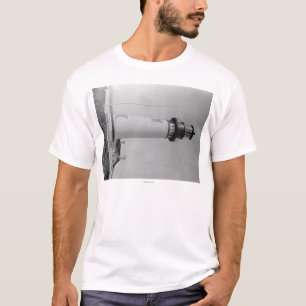 Leuchtturm Newports, Oregon auf Kap Fowlweather T-Shirt