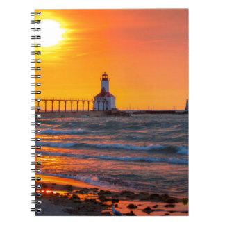 Leuchtturm-Sonnenuntergang Notizblock