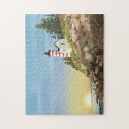 Leuchtturm und Sonnenuntergang