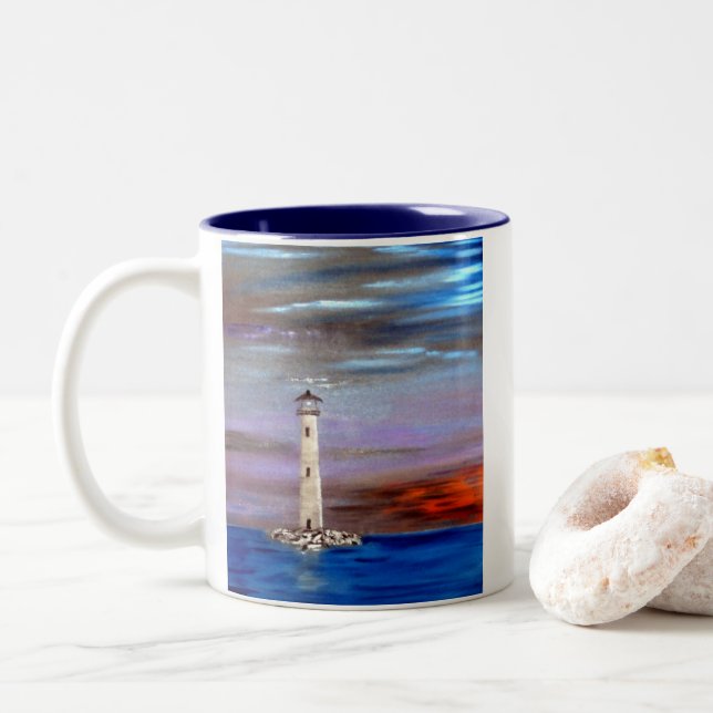 Leuchtturminsel Zweifarbige Tasse (Mit Donut)