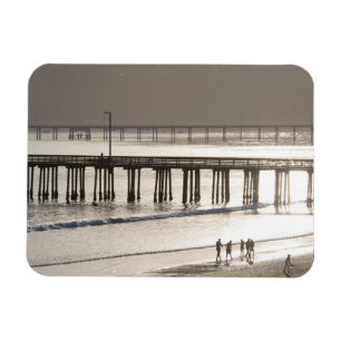 Leute essen am Strand von Avila Magnet