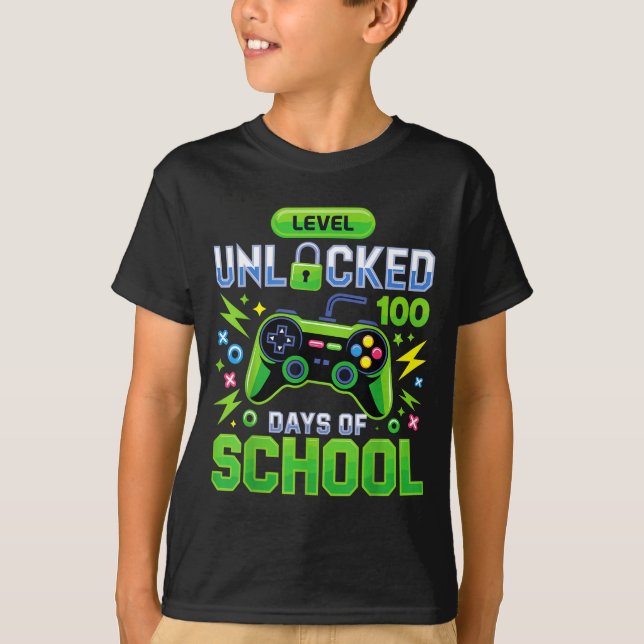 Level 100 Days Of School Unlocked Funny Video Game T-Shirt (Vorderseite)
