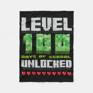 Level 100 Days of School Unlocks Gaming Pixel 100 Fleecedecke