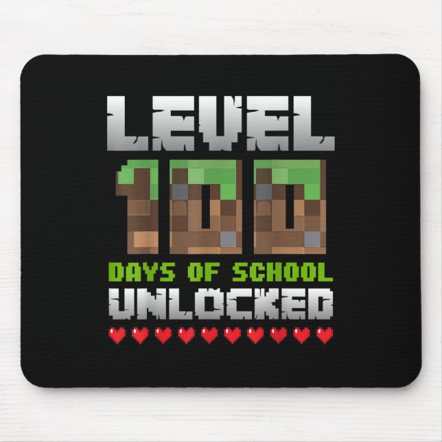 Level 100 Days of School Unlocks Gaming Pixel 100 Mousepad (Vorne)
