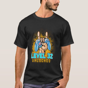 Level 32 freigeschaltet Lustiges Videospieler 32. T-Shirt