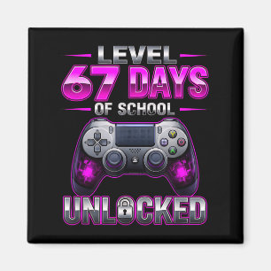 Level 67th Tage der Schule freigeschaltet Gamer Vi Magnet
