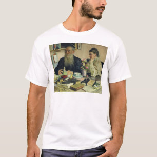 Lew Tolstoi mit seiner Ehefrau in Yasnaya Polyana T-Shirt