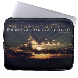 Lewis Cass "Doubt" Inspiration Zitat Laptopschutzhülle