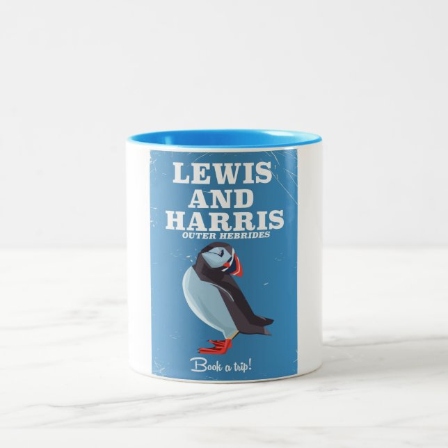 Lewis und Harris Scotland Puffin Reiseplakat Zweifarbige Tasse (Mittel)