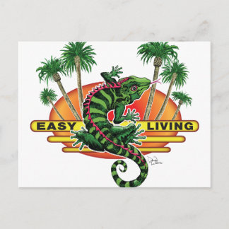 Lézard de détente sur la carte postale de la plage