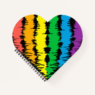 LGBT+Stolz. Herz Regenbogen. Notizbuch