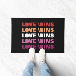 LGBTQ Lesbische Pride-Liebe gewinnt benutzerdefini Fußmatte