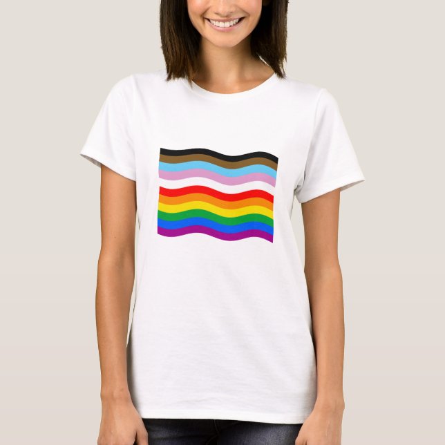 LGBTQ POC-Stolperwellenflagge T-Shirt (Vorderseite)