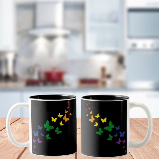 LGBTQ Rainbow Butterfly Trail Zweifarbige Tasse (Von Creator hochgeladen)