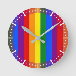 LGBTQ+-Regenbogenfarbenstreifen für den Monat der Runde Wanduhr