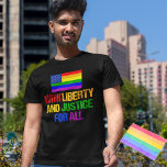 LGBTQ Rights Rainbow American Flag Gay Pride T-Shirt<br><div class="desc">LGBTQ Rights Rainbow Pride American Flag Design, dass mit Freiheit und Gerechtigkeit für alle. Die LGBTQ-Gemeinschaft verdient Gleichheit. Bewahren Sie unsere Verfassung auf und fordern gleiche Rechte für alle, die sich als schwul, bisexuell, pansexuell, que und transgender identifizieren. Seien Sie ein Verbündeter und unterstützen Sie Ihre Freunde mit politischem Aktivismus...</div>