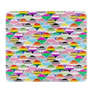 LGBTQIA+ Queer Scalloped Pride Flag Fans Schneidebrett