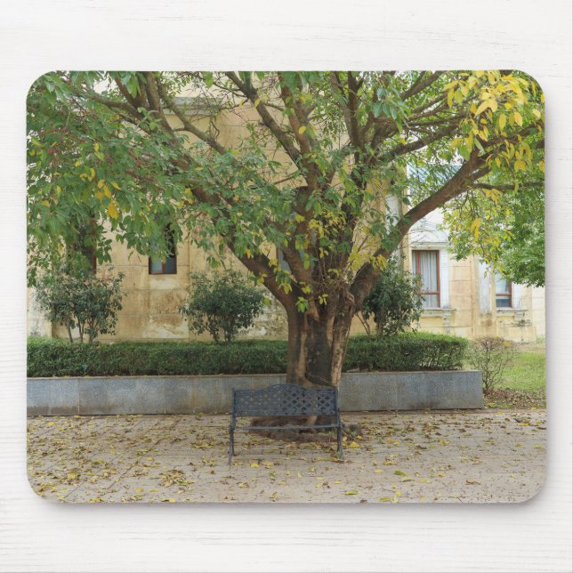 Li Garden Serie: Echos unter dem Baum Mousepad (Vorne)