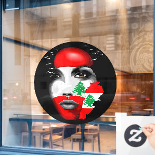 Libanonflagge und -karte im Gesicht eines Mädchens Fensteraufkleber