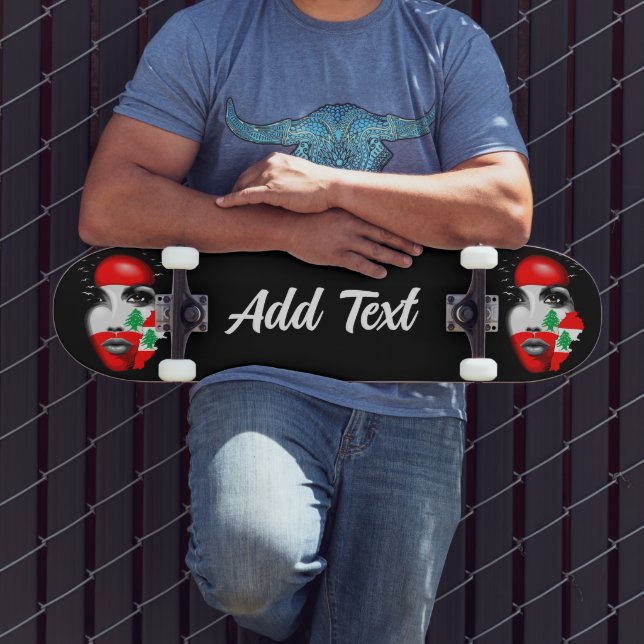 Libanonflagge und -karte im Gesicht eines Mädchens Skateboard (Außenbereich 3)