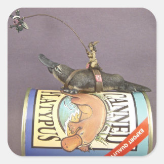 libby sur un platypus sur un autocollant