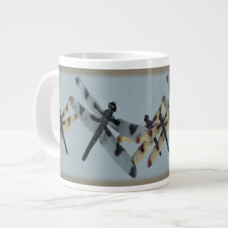 Libellen mit Gelbem/Blau/Braun Jumbo-Tasse