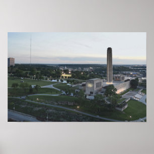 Liberty Memorial und BMA Building, Kansas City, Mi Poster