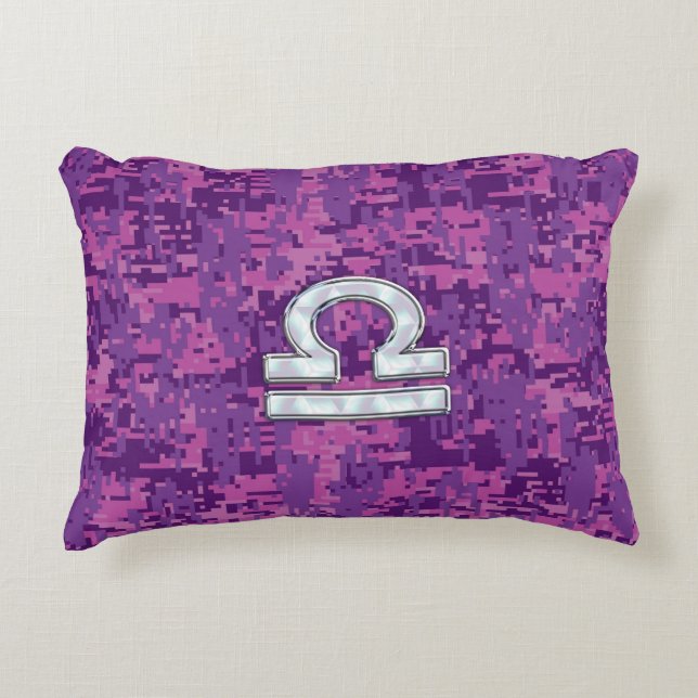 Libra Zodiac-Symbol auf der Fuchsia Digitalen Camo Dekokissen (Vorderseite)